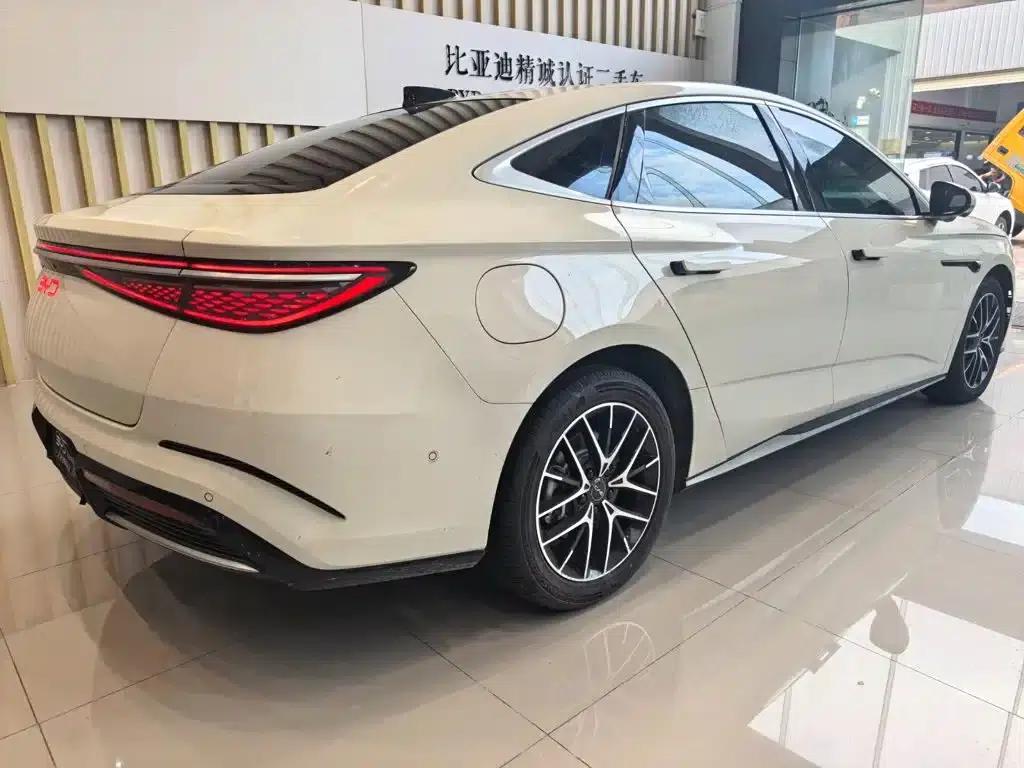 Seal 07 DM-i 2025 Model DM-i 1.5L 125km Elite — миниатюра 10