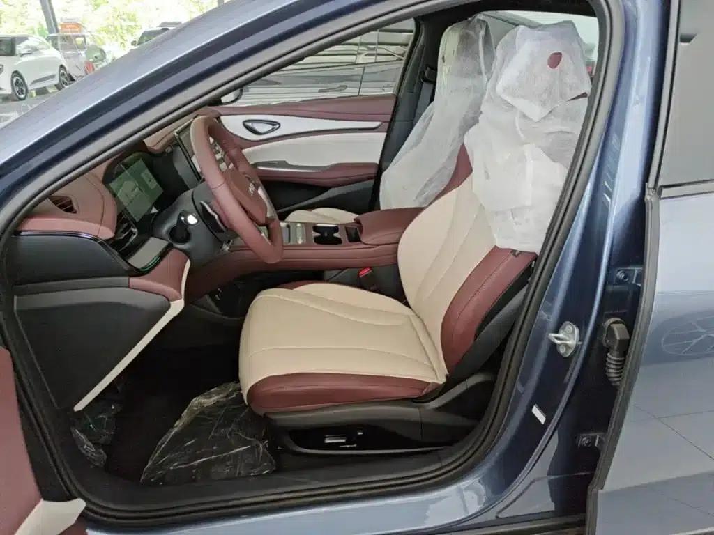 Seal 07 DM-i 2026 Model DM-i 1.5T 135km Premium — миниатюра 15