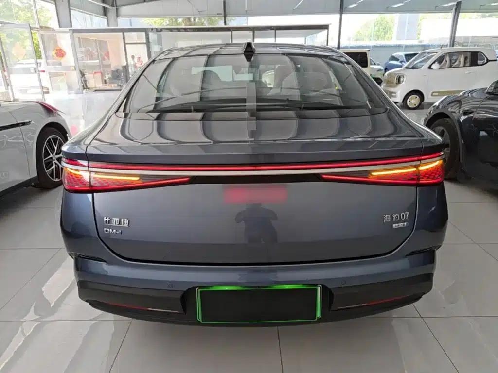 Seal 07 DM-i 2026 Model DM-i 1.5T 135km Premium — миниатюра 6