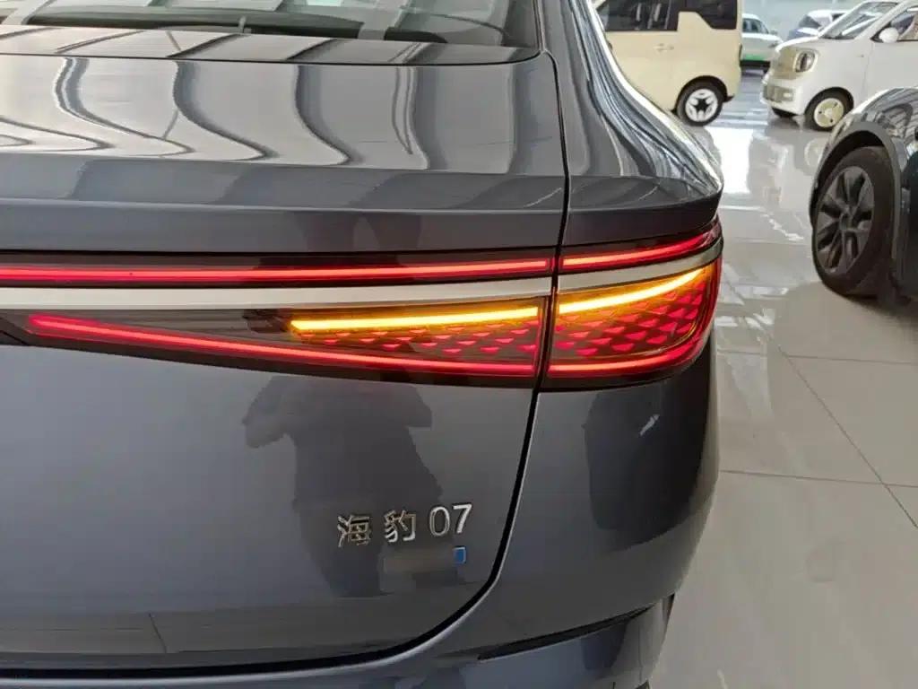 Seal 07 DM-i 2026 Model DM-i 1.5T 135km Premium — миниатюра 8