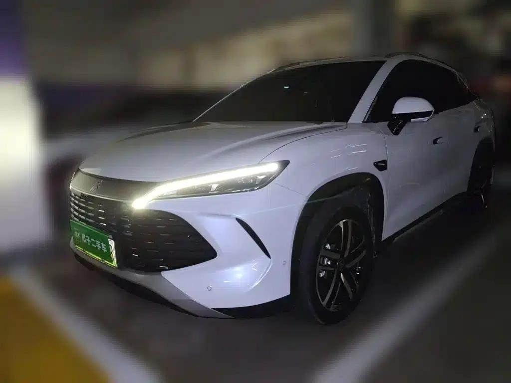 Song L DM-i 2025 Smart Driving Edition 112km Leading Model — миниатюра 2