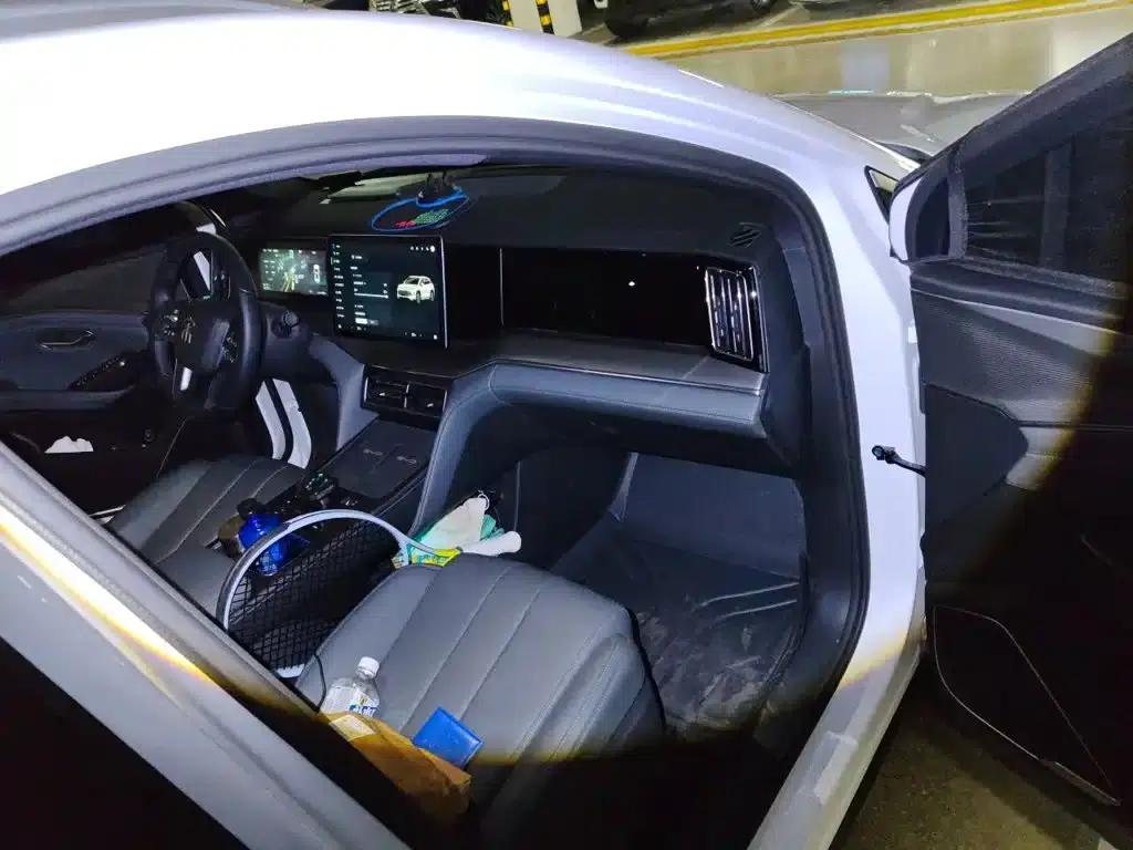 Song L DM-i 2025 Smart Driving Edition 112km Leading Model — миниатюра 22