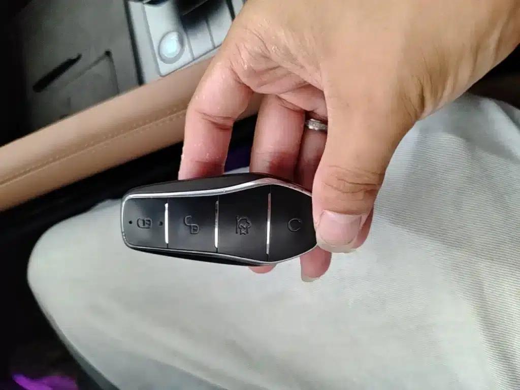 Song L EV 2024 Model 662km Excellent Edition — миниатюра 9