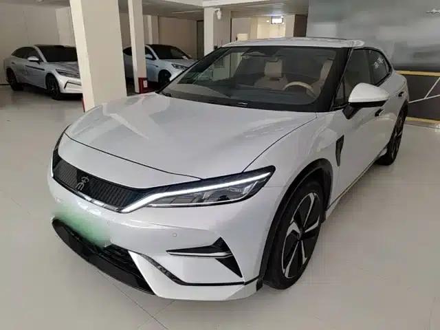 Song L EV 2024 Model 662km Excellent Edition