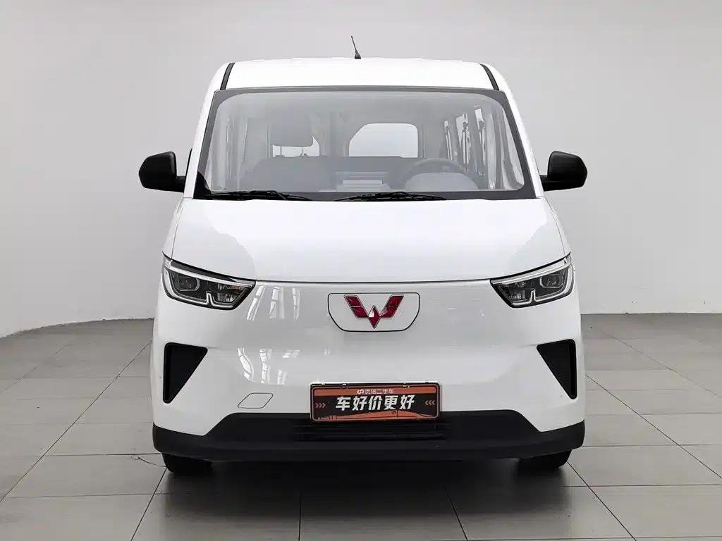 Wuling Yangguang 2024 Model 300km Comfort Bus Version 75kW — миниатюра 3