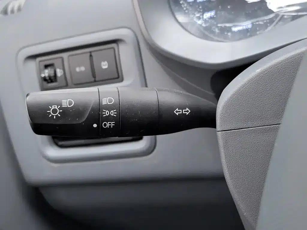Wuling Yangguang 2024 Model 300km Comfort Bus Version 75kW — миниатюра 21