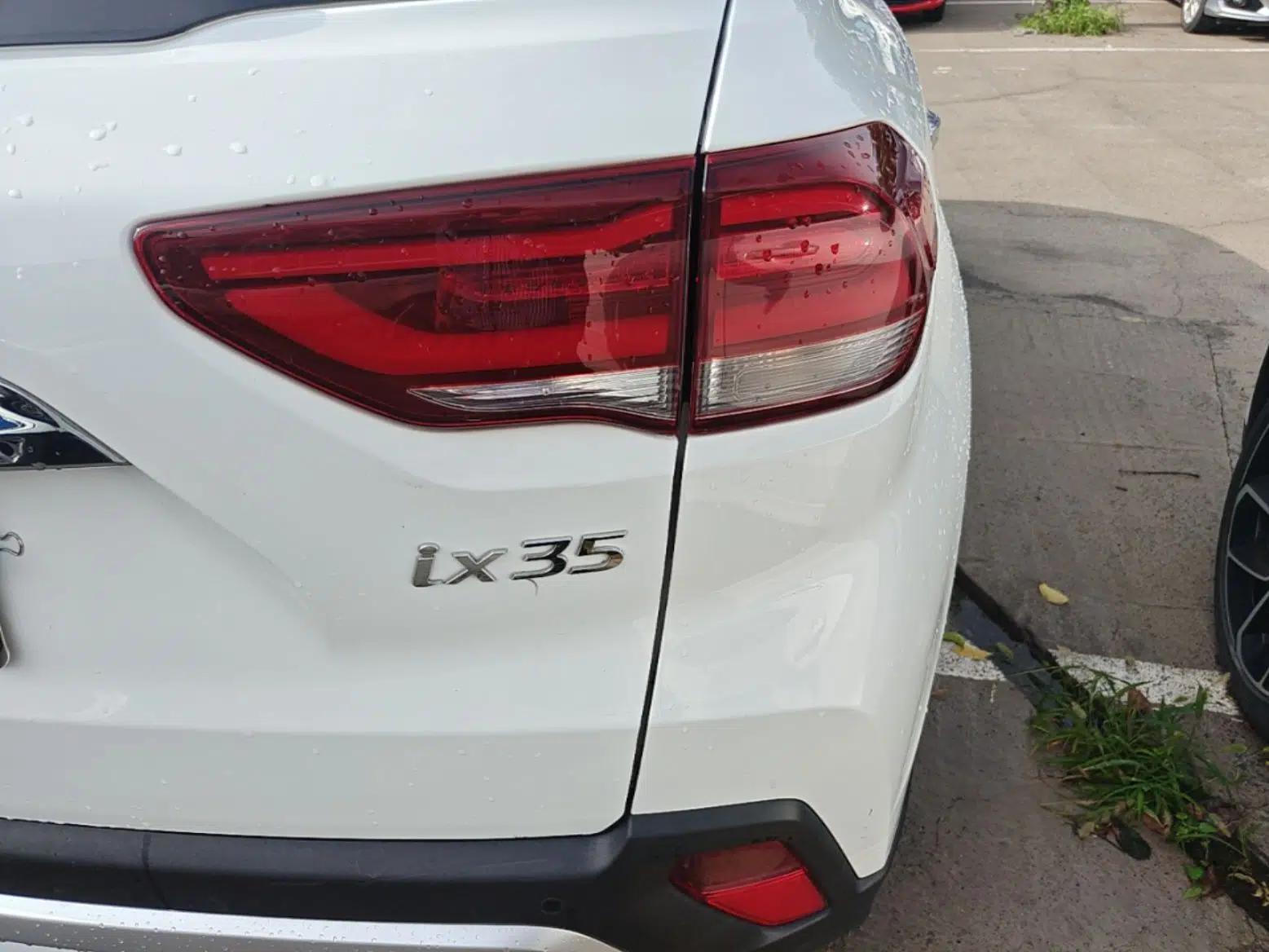Hyundai ix35 2018 2.0L Automatic 2WD Zhiyong·Changxiang Edition — миниатюра 9