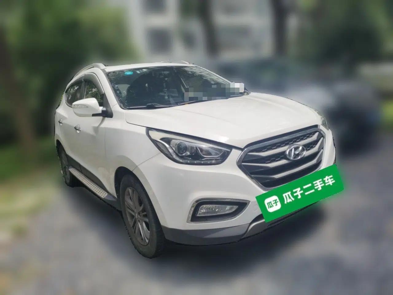 Hyundai ix35 2015 2.0L Automatic 2WD Smart Type China IV — миниатюра 3