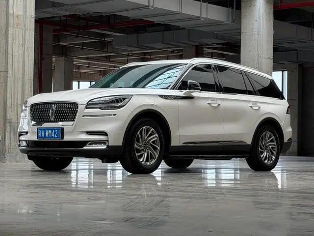 2020 Aviator 3.0T V6 AWD Premium Edition