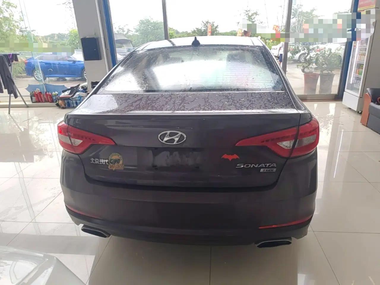 Hyundai Sonata 2015 1.6T DLX Prestige Model — миниатюра 5