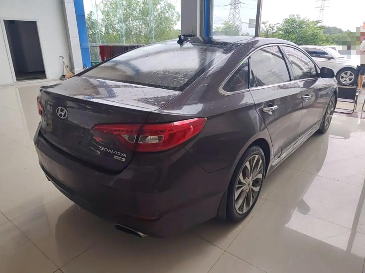 Hyundai Sonata 2015 1.6T DLX Prestige Model — миниатюра 6