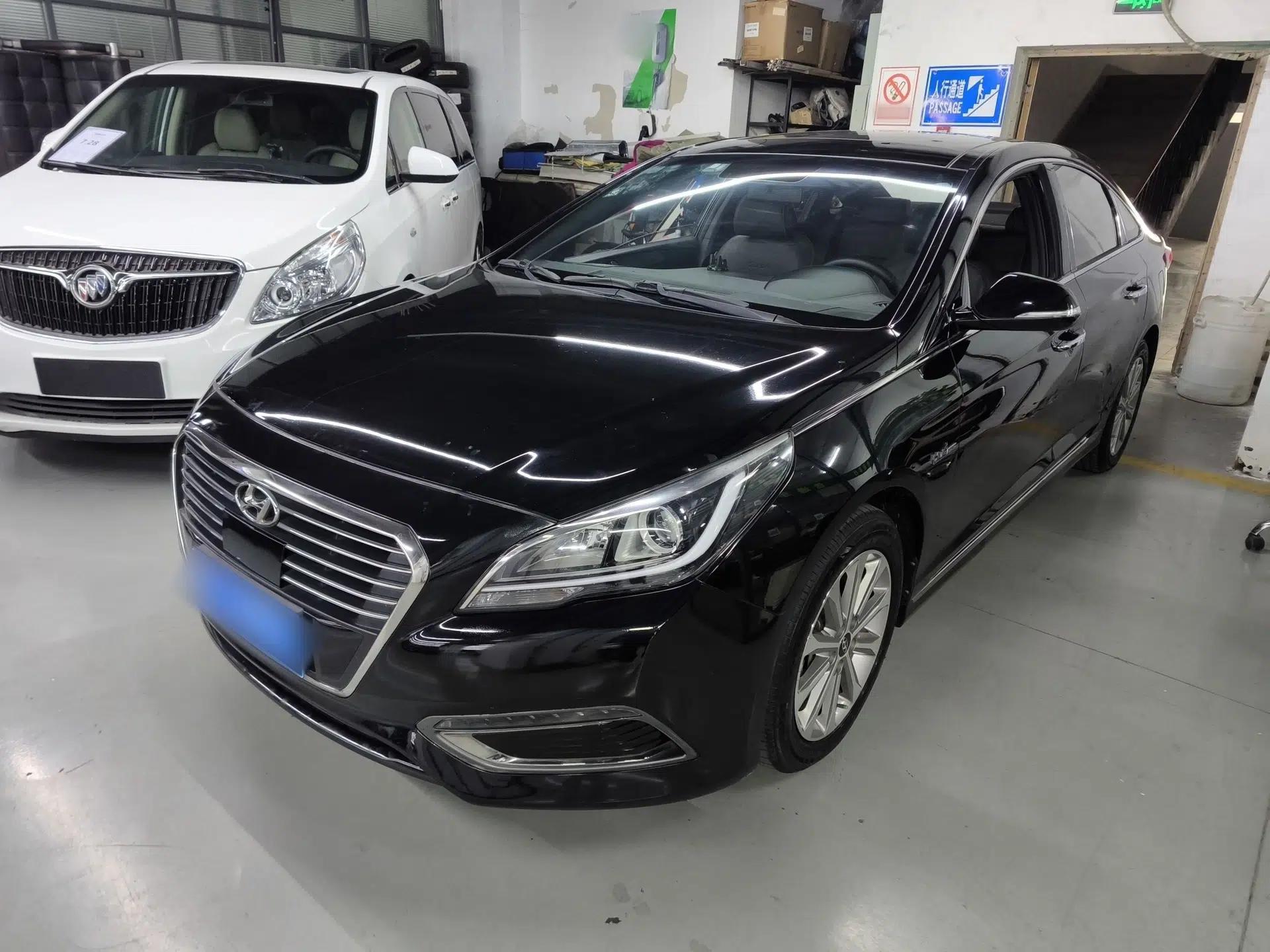 Hyundai Sonata 2017 1.6T GLS Smart Model — миниатюра 1