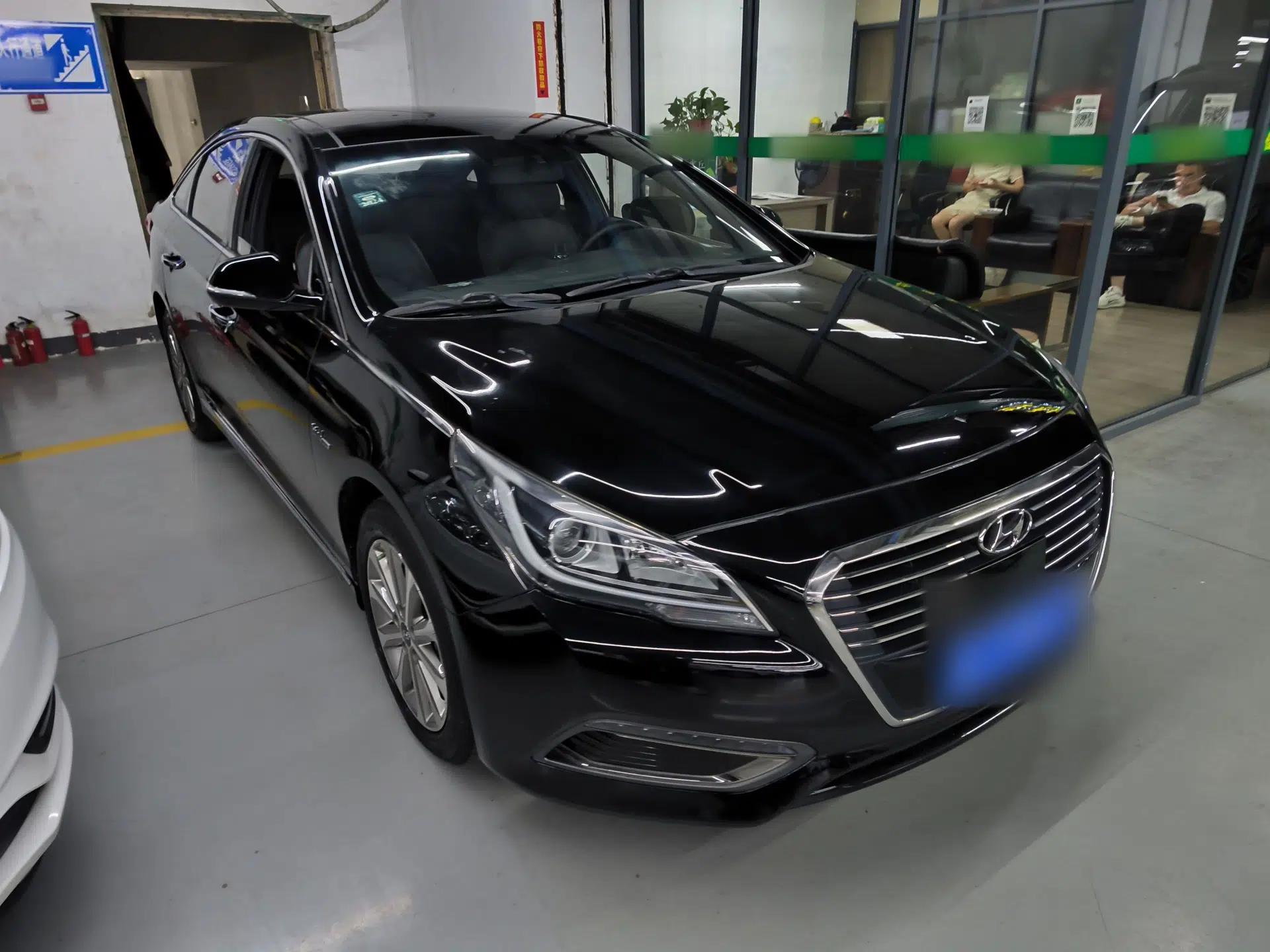 Hyundai Sonata 2017 1.6T GLS Smart Model — миниатюра 3