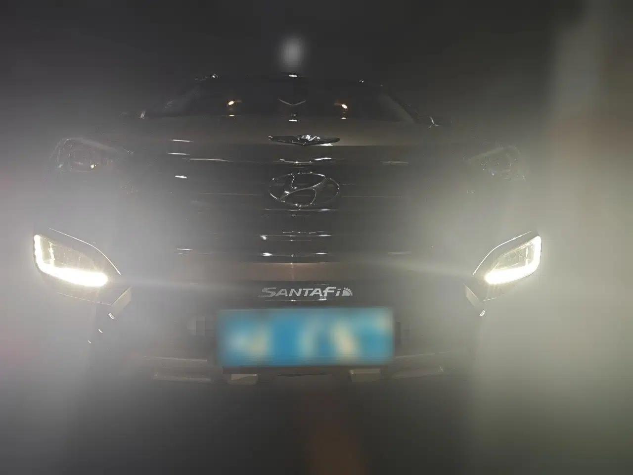 Hyundai Santa Fe 2013 2.4L Automatic Two-Wheel Drive Smart Version — миниатюра 2