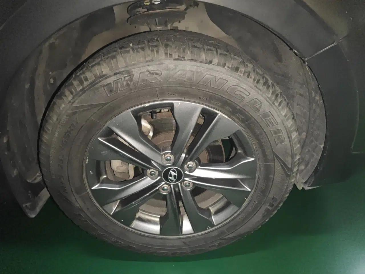 Hyundai Santa Fe 2013 2.4L Automatic Two-Wheel Drive Smart Version — миниатюра 8