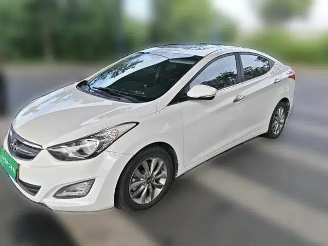 Hyundai Elantra (5th Generation / Langdong) 2015 1.6L Manual Leading Model