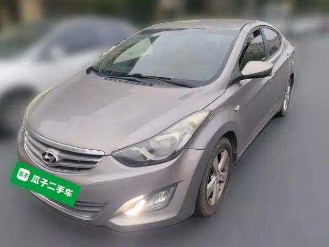 Hyundai Elantra (5th Generation / Langdong) 2012 1.6L Manual Fashion Edition