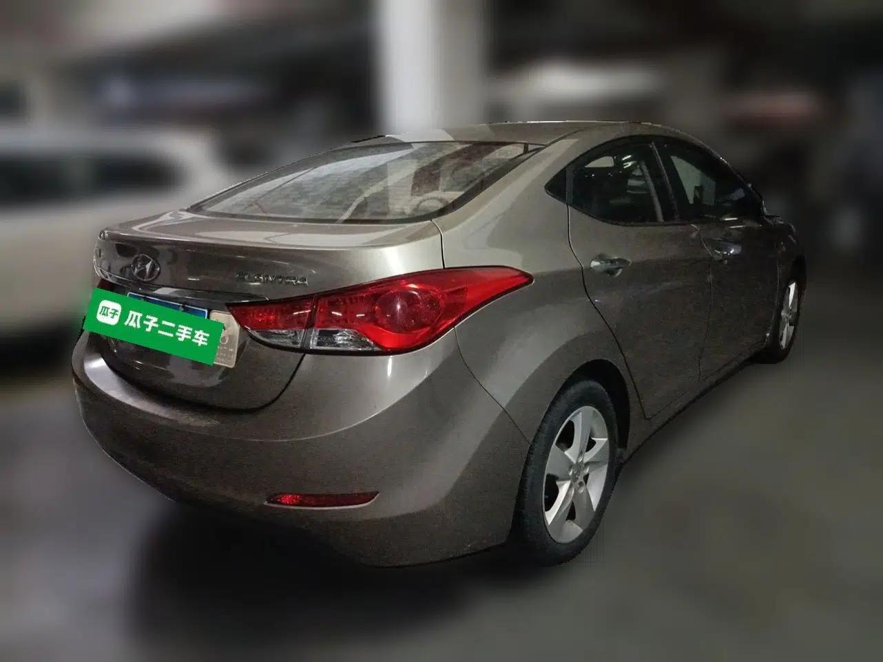 Hyundai Elantra (5th Generation / Langdong) 2012 1.6L Automatic Prestige Model — миниатюра 6
