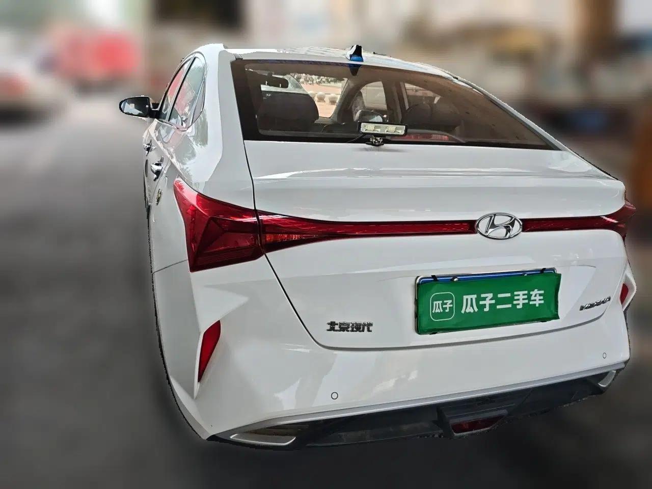 Hyundai Verna (new generation) 2020 1.4L Manual GLS Cool Edition — миниатюра 4
