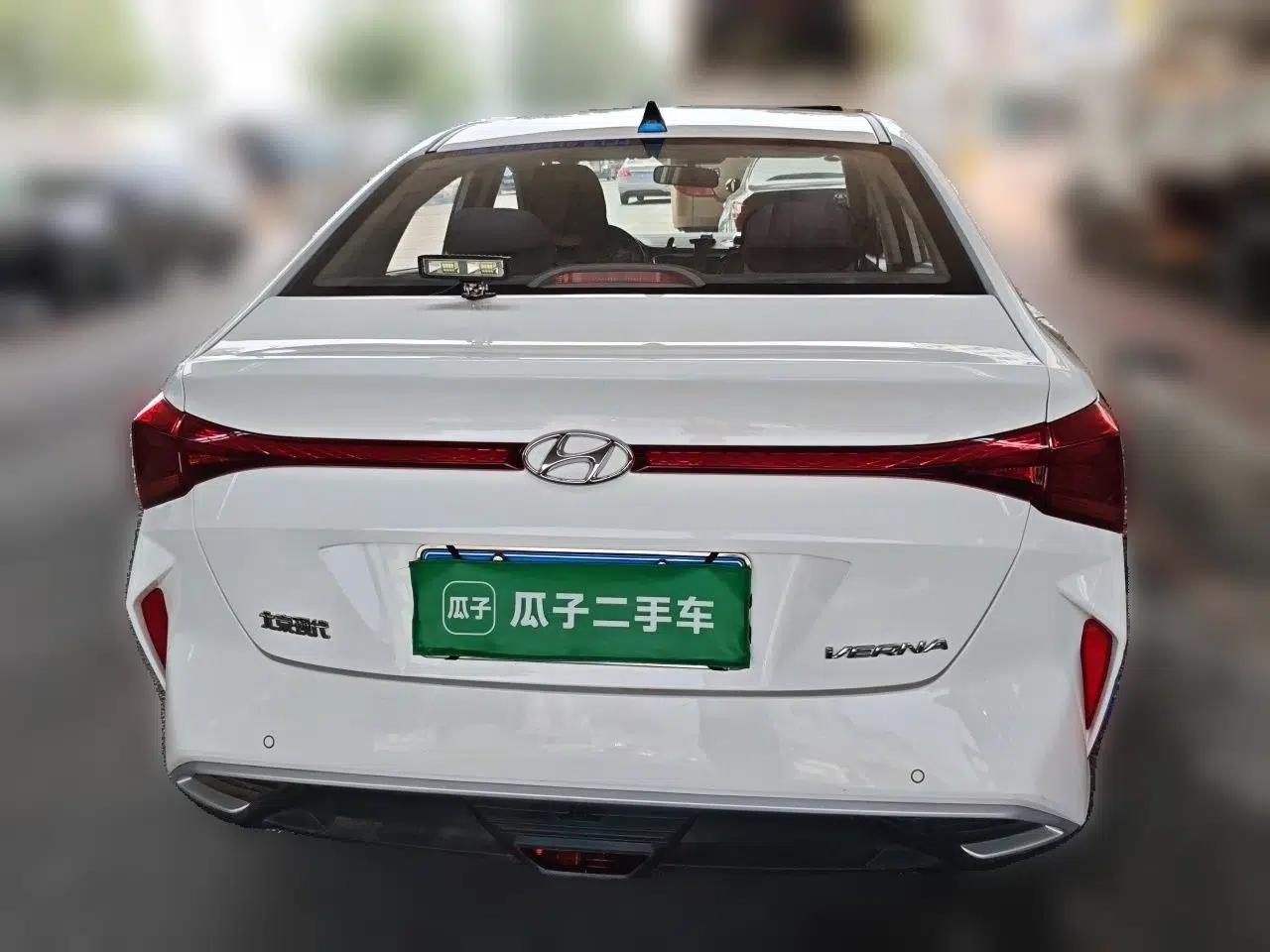 Hyundai Verna (new generation) 2020 1.4L Manual GLS Cool Edition — миниатюра 5
