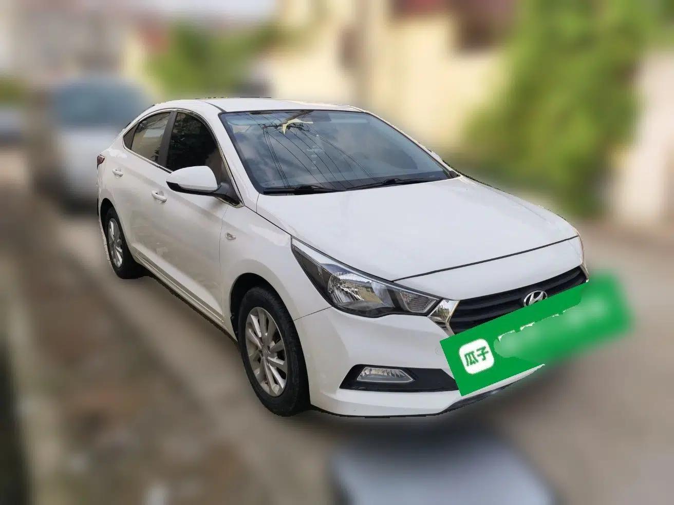Hyundai Verna (new generation) 2016 1.4L Automatic Cool Edition GLS — миниатюра 3