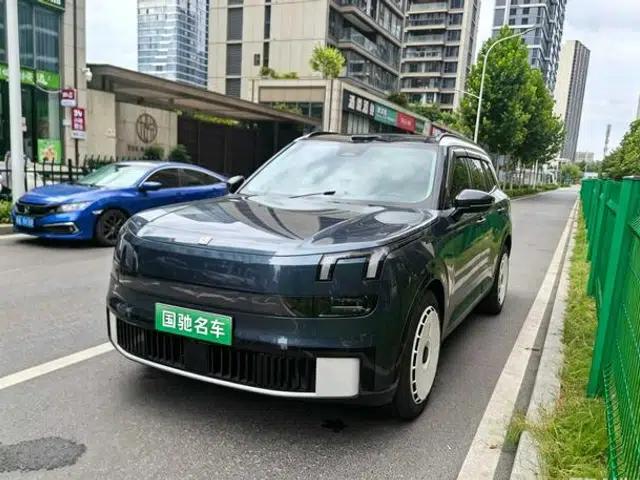 Lynk & Co 900 2025 2.0T Ultra Six-Seater