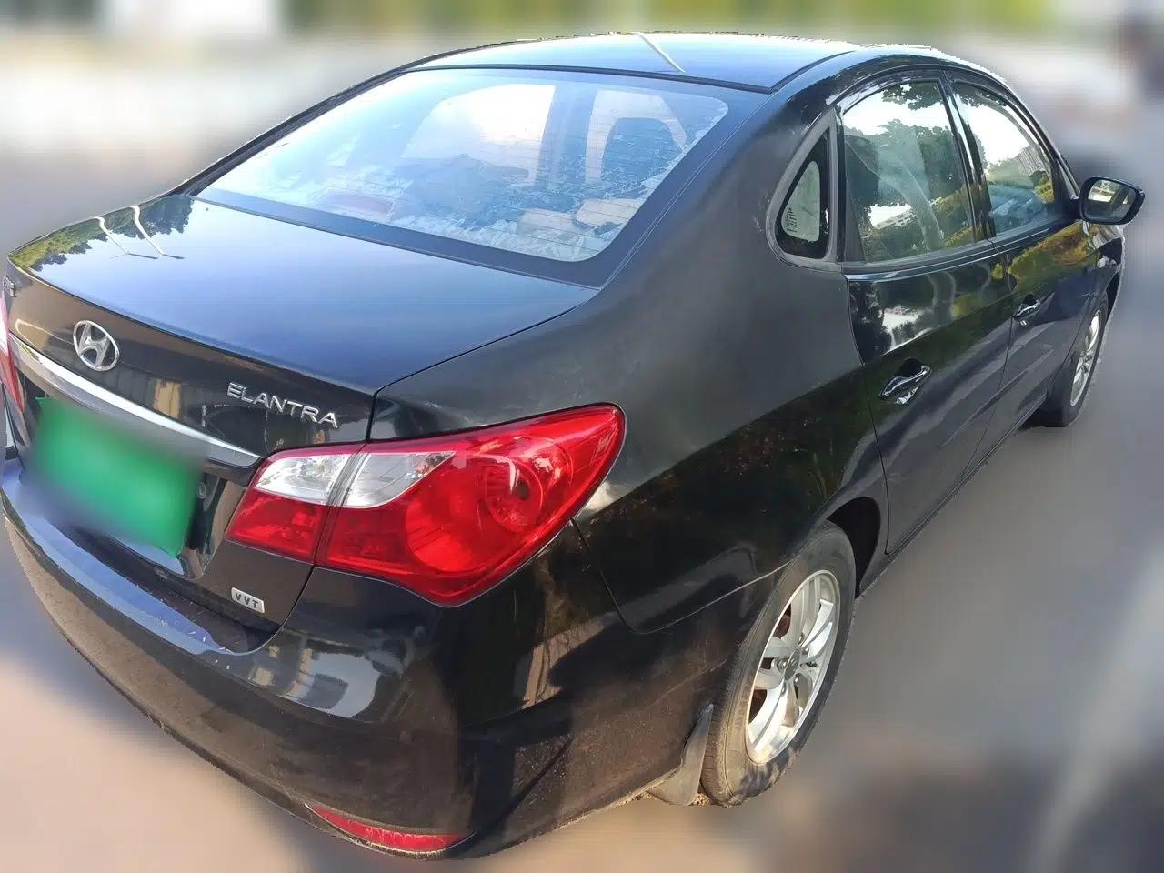 Hyundai Celesta 2011 1.6L Manual Comfort Edition — миниатюра 6