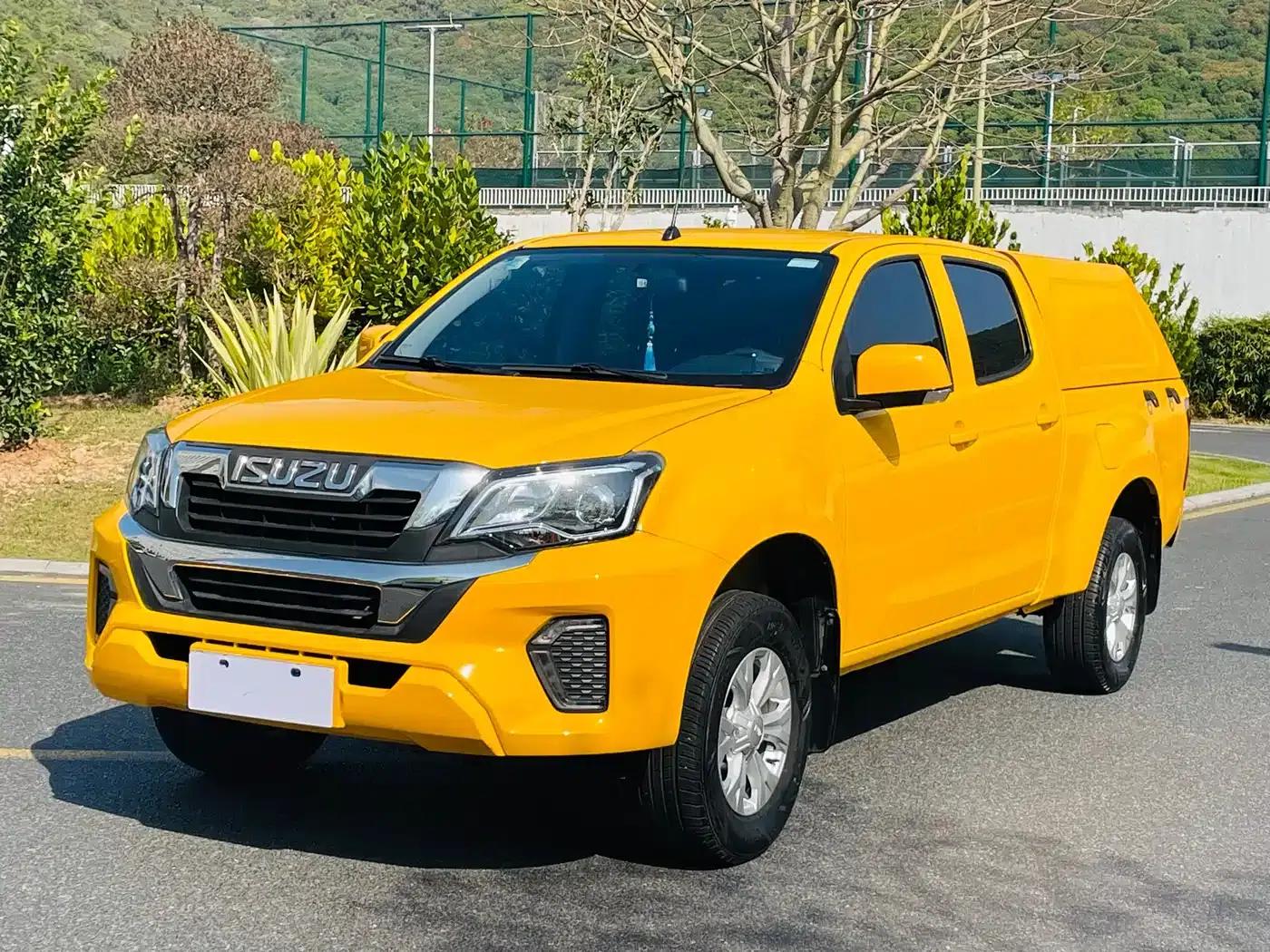 RE-MAX Ruimai 2023 2.5T Diesel Manual 4WD Chimai Edition Long Wheelbase — миниатюра 1