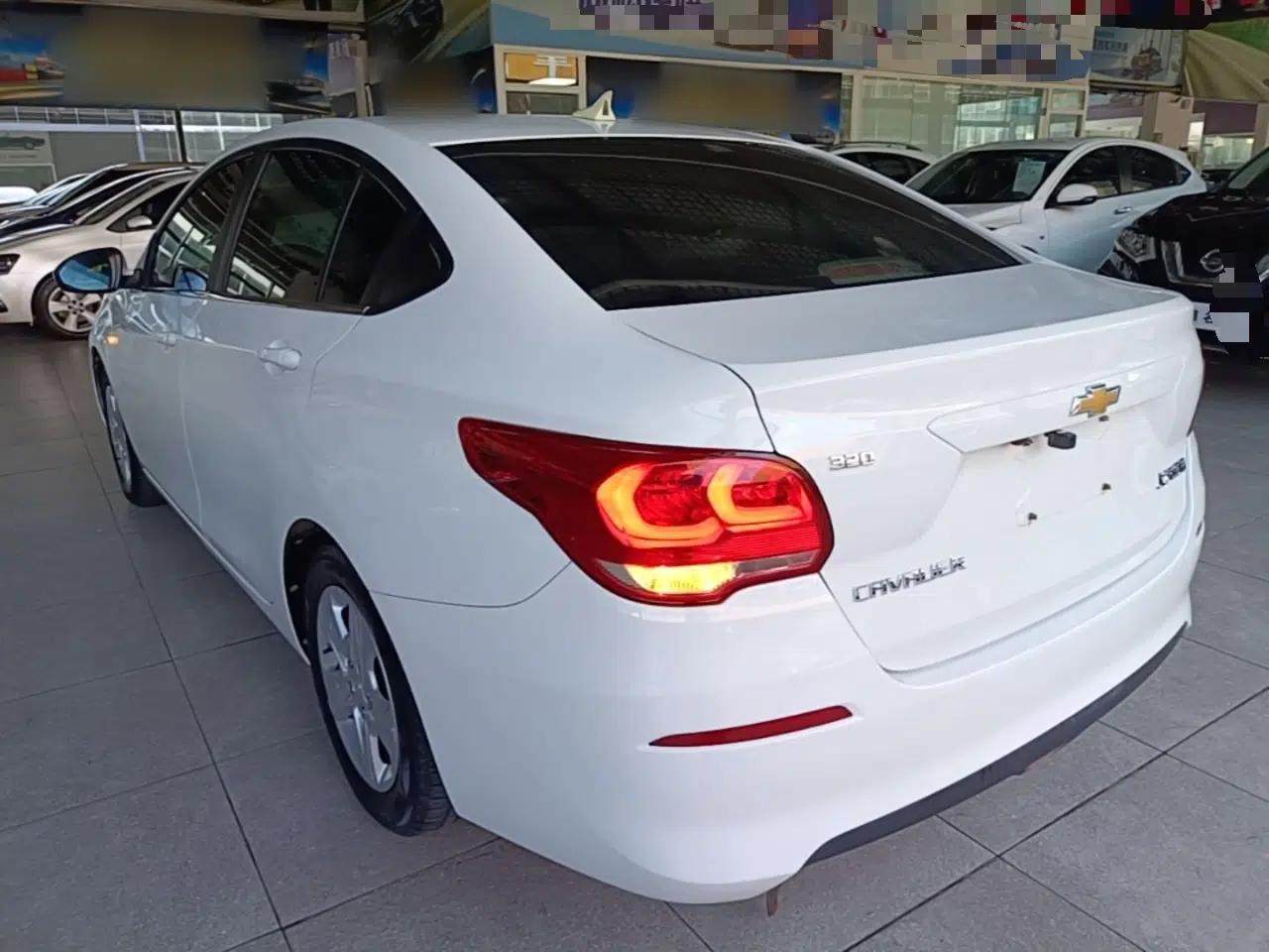 Chevrolet Cavalier 2019 320 Automatic Enjoyment with Sunroof — миниатюра 4