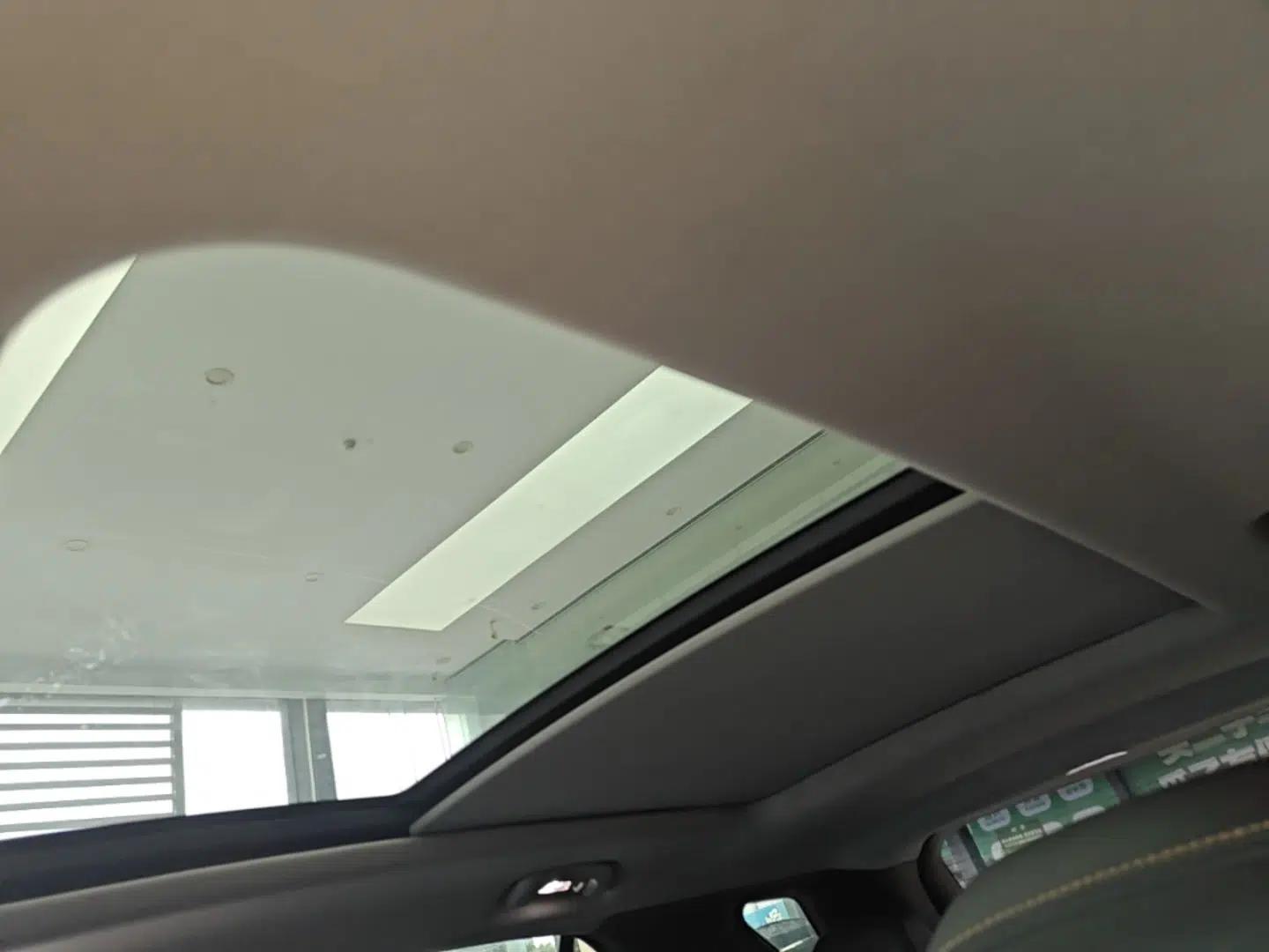 Chevrolet Equinox 2018 535T Automatic YuJie Edition — миниатюра 21