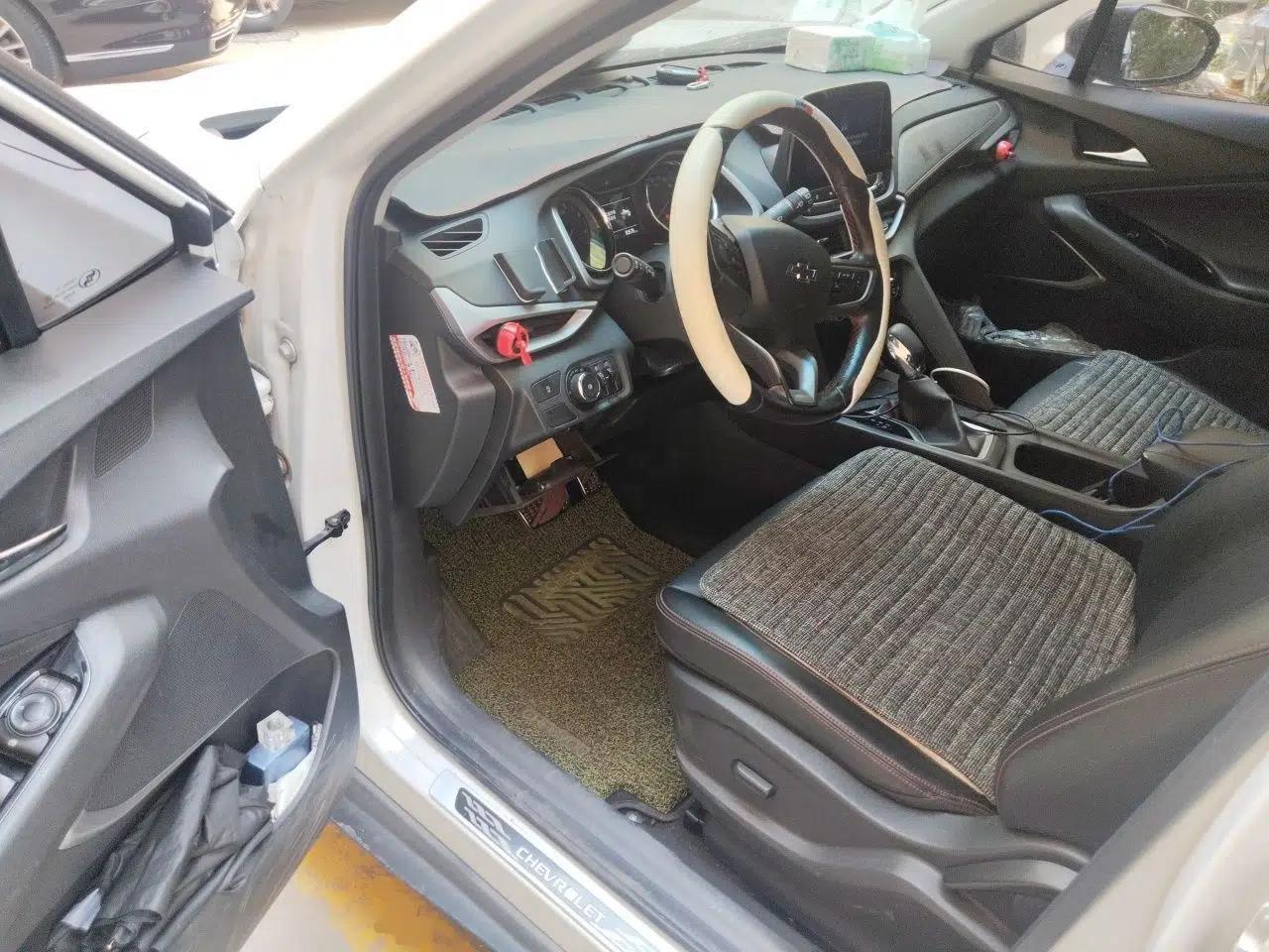 Chevrolet Orlando 2018 Redline 530T Automatic Zhaoxiang Edition (5+2 Seating) – China V Standard — миниатюра 16