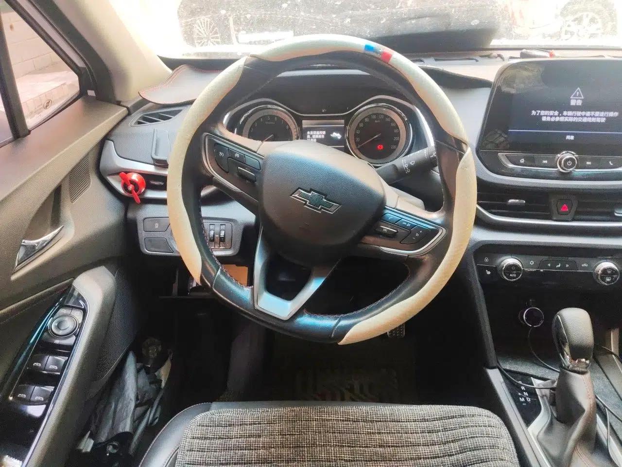 Chevrolet Orlando 2018 Redline 530T Automatic Zhaoxiang Edition (5+2 Seating) – China V Standard — миниатюра 10