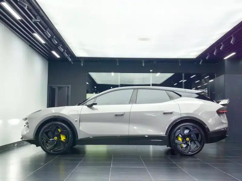 2023 Eletre R+ — миниатюра 3