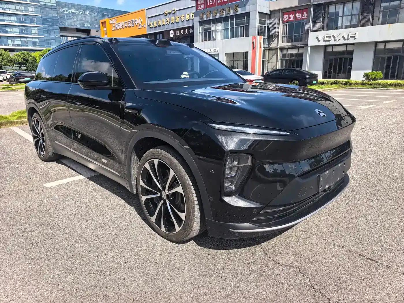 NIO ES8 2023 100kWh Signature Edition — миниатюра 3