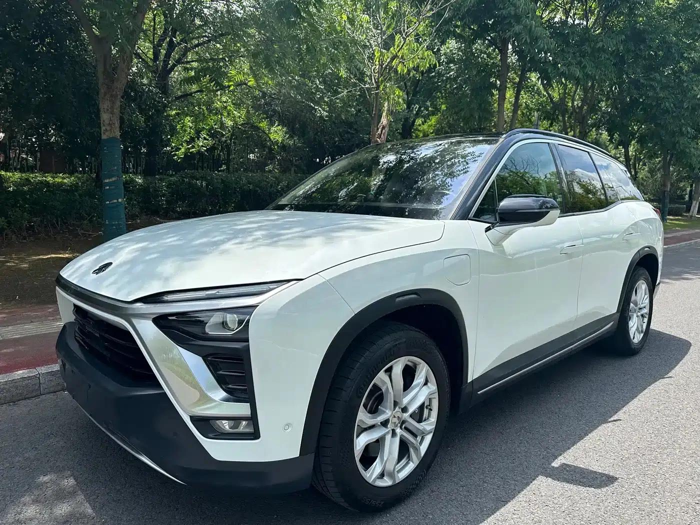NIO ES8 2018 355KM Base Edition Seven-Seat Version — миниатюра 1