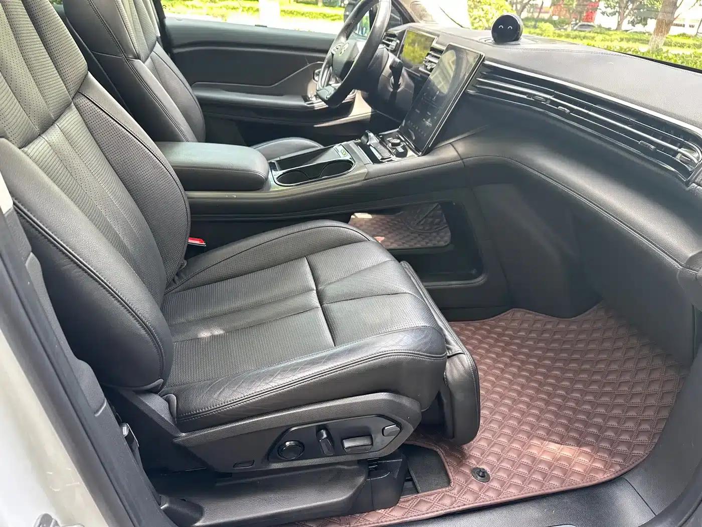 NIO ES8 2018 355KM Base Edition Seven-Seat Version — миниатюра 19