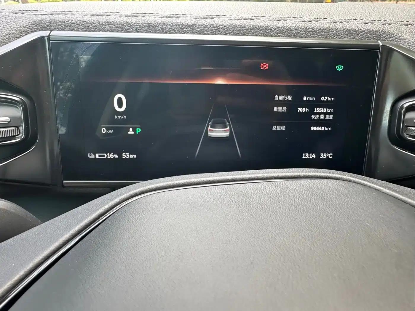NIO ES8 2018 355KM Base Edition Seven-Seat Version — миниатюра 24