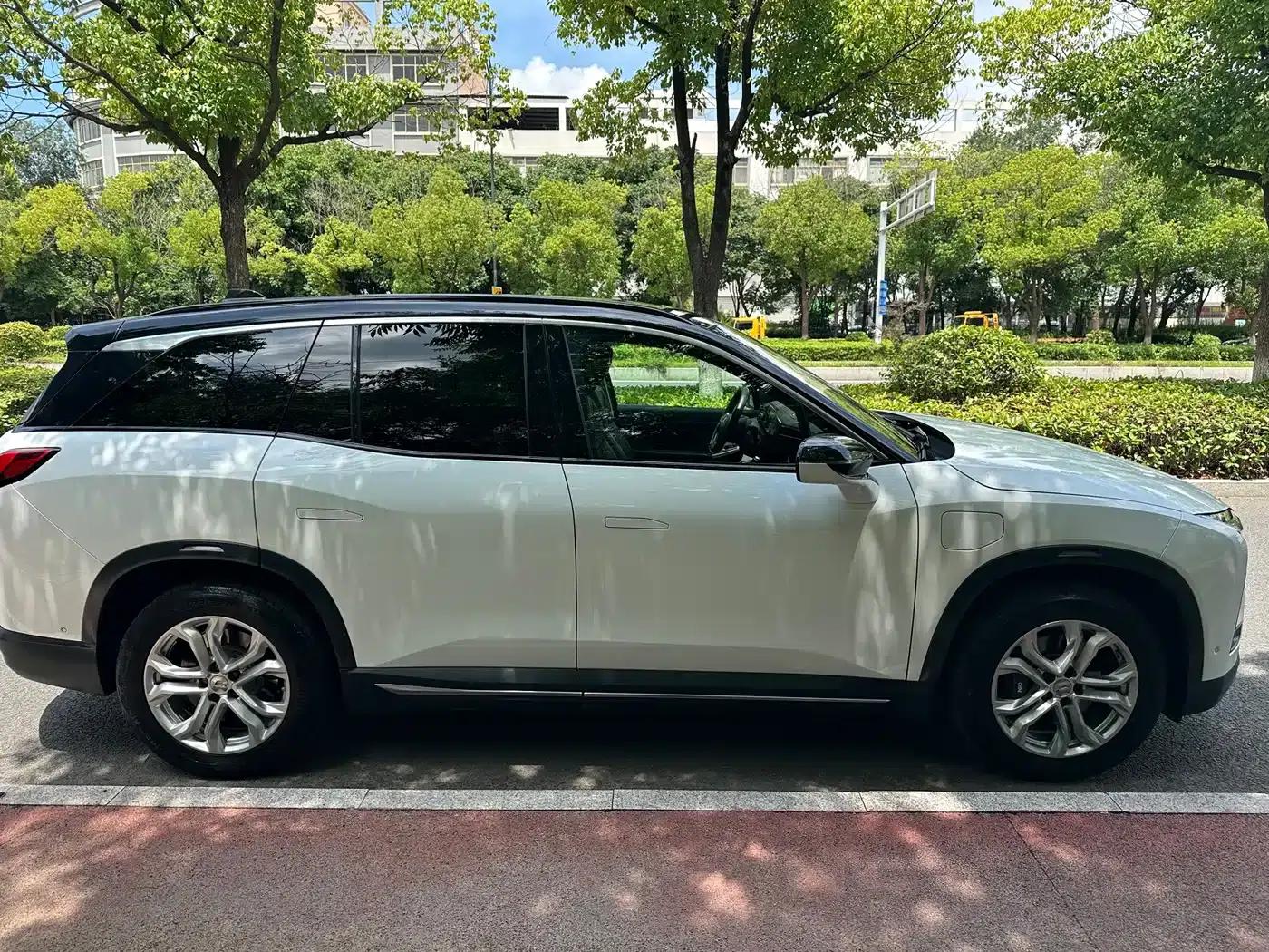 NIO ES8 2018 355KM Base Edition Seven-Seat Version — миниатюра 4