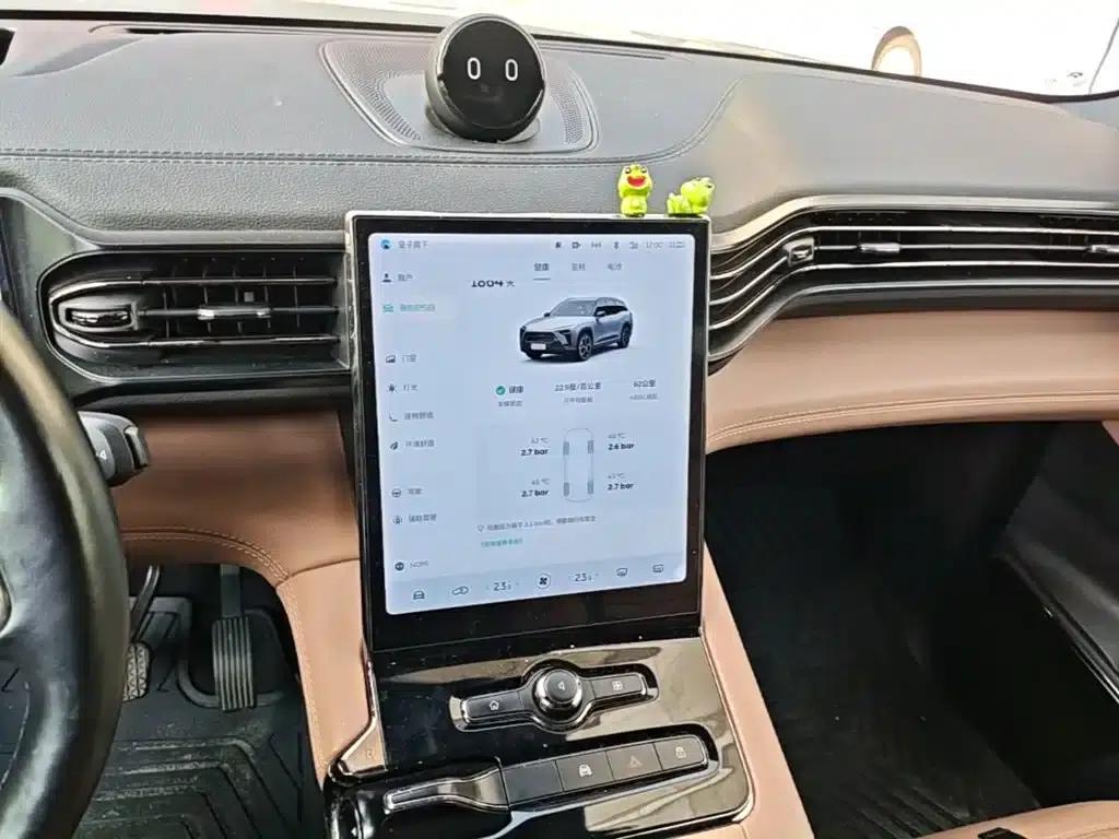 NIO ES8 2020 580KM Signature Edition Six-Seat Version — миниатюра 13