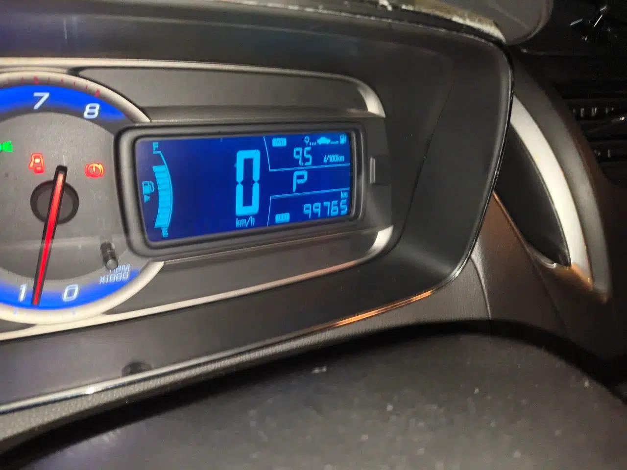 Chevrolet Trax 2014 1.4T Automatic Two-Wheel Drive Luxury Model — миниатюра 12