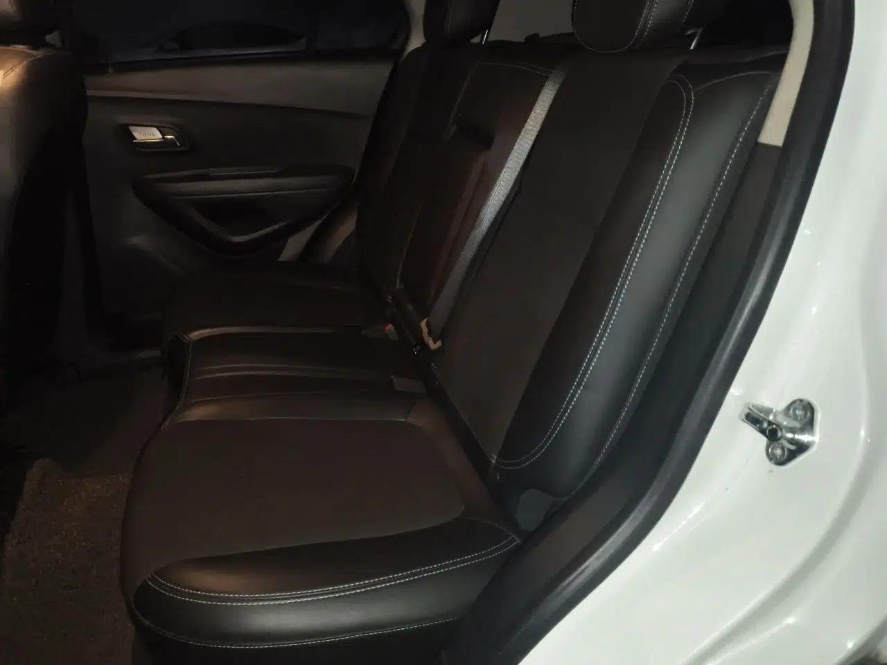 Chevrolet Trax 2014 1.4T Automatic Two-Wheel Drive Luxury Model — миниатюра 17