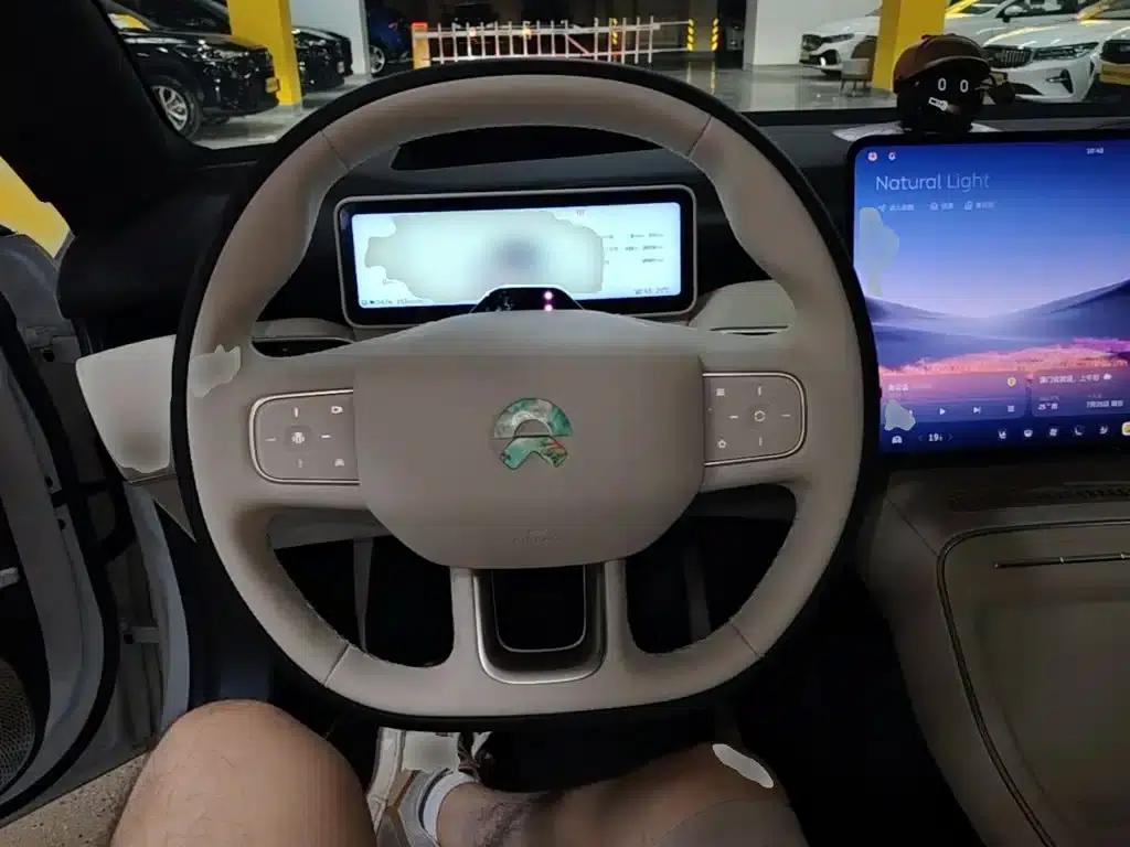 NIO ET5T 2025 75kWh Touring — миниатюра 11
