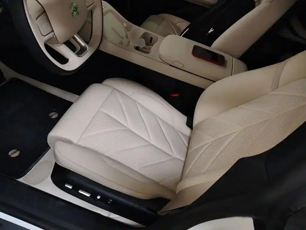 NIO ET5T 2025 75kWh Touring — миниатюра 15