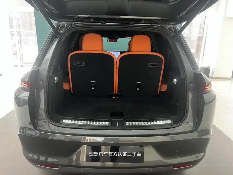 Li Auto L8 2025 Ultra Intelligent Renewal Edition — миниатюра 2