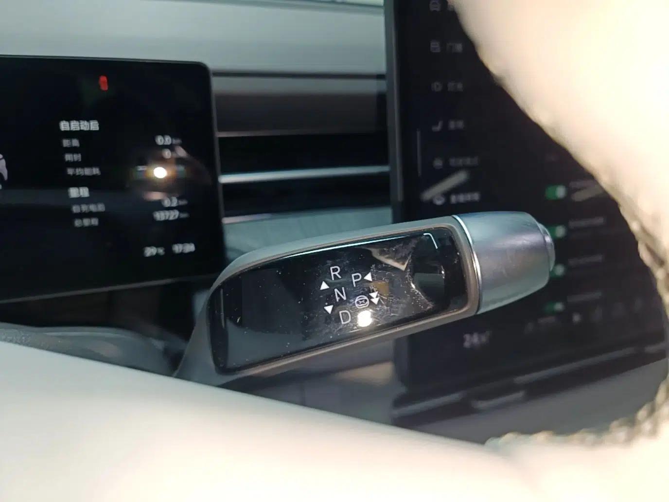 XPeng G6 2025 625 Long-Range Max Tech Edition — миниатюра 16