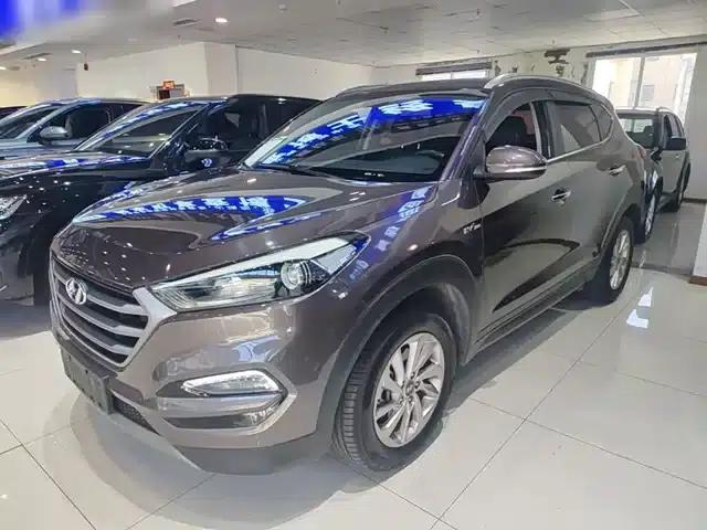 Tucson 2015 1.6T Dual-Clutch Two-Wheel Drive Intelligent Model