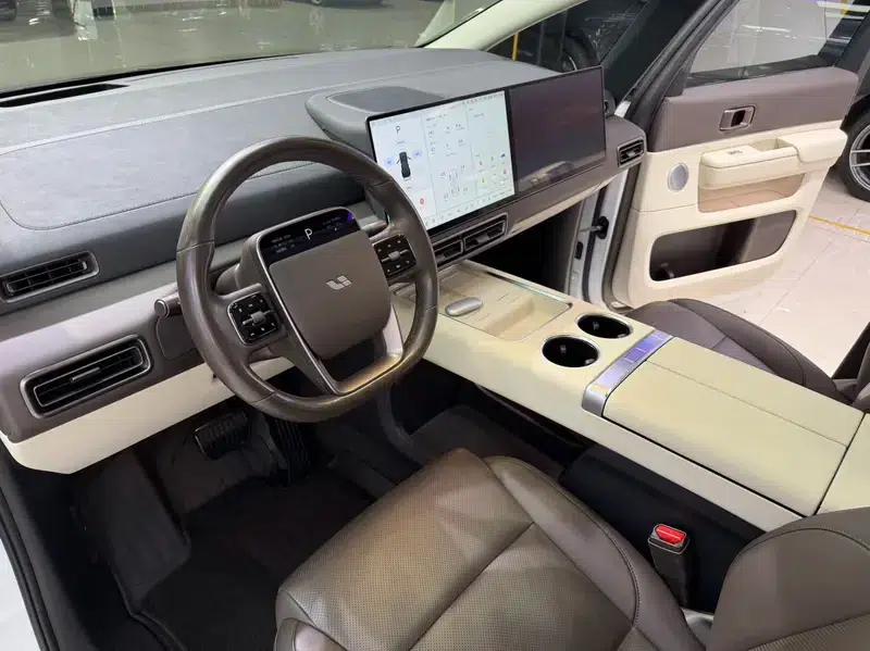 Li Auto MEGA 2024 Ultra Edition — миниатюра 12