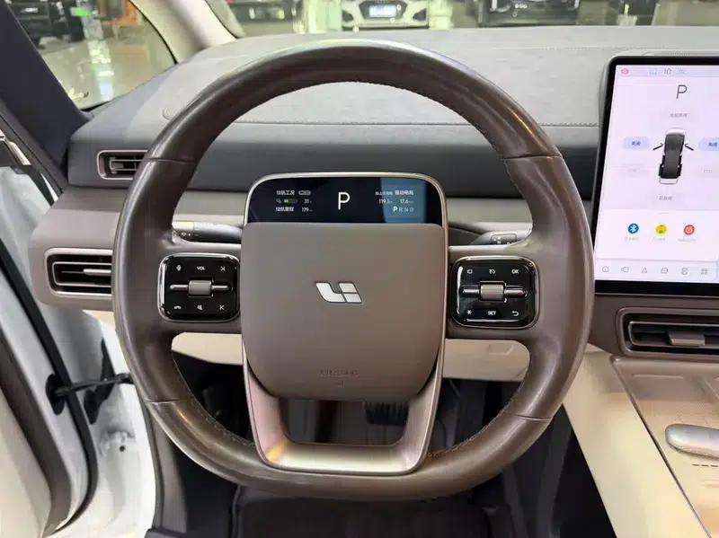 Li Auto MEGA 2024 Ultra Edition — миниатюра 10