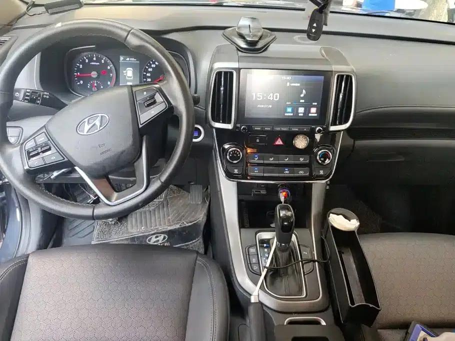 Beijing Hyundai ix35 2020 2.0L Automatic 2WD Smart & Enjoy Edition — миниатюра 12