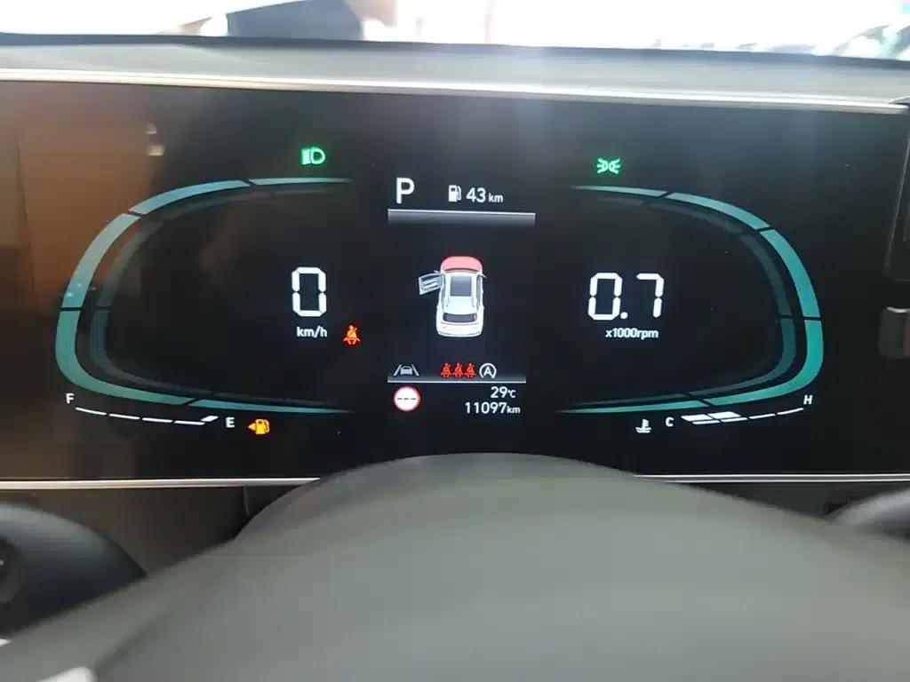 Beijing Hyundai ix35 2023 Model 2.0L Luxury Edition DLX — миниатюра 12